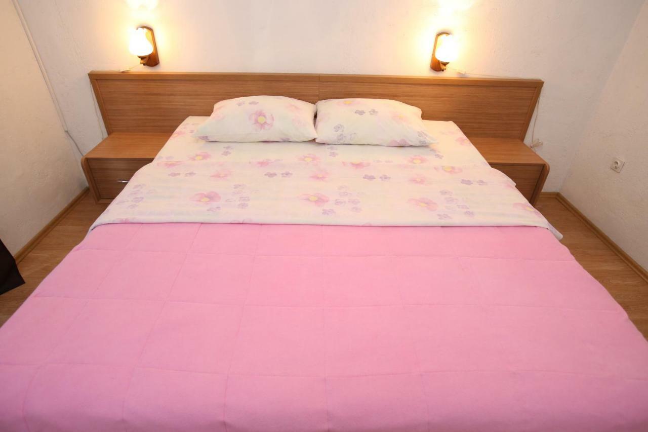 Rooms With The Sea View バスカ エクステリア 写真