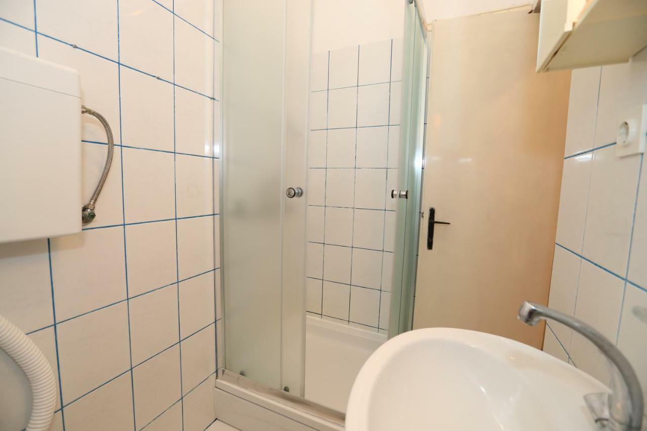 Rooms With The Sea View バスカ エクステリア 写真
